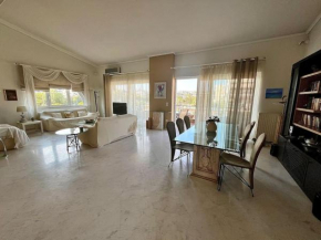 Sylvia's luxurious, spacious & relaxing apartment